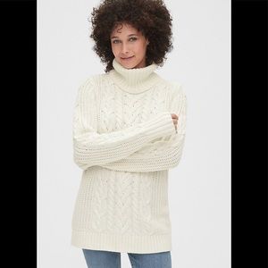 Gap Chunky Cable Knit turtleneck, cream size XS